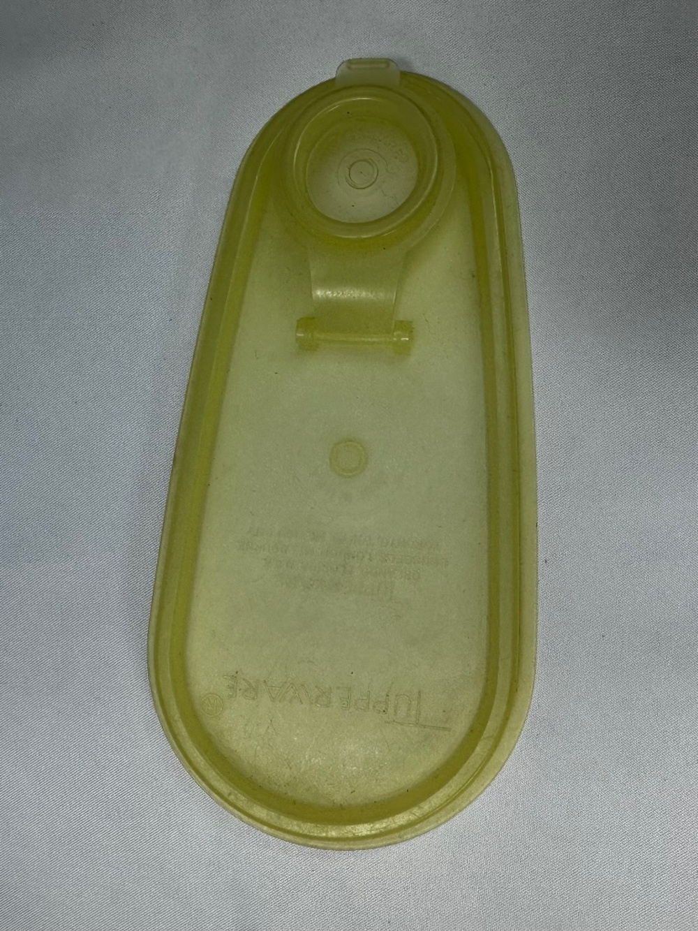 Tupperware Lid for 1 qt Modular Mate, Yellow, Fair Condition, Replacement Part